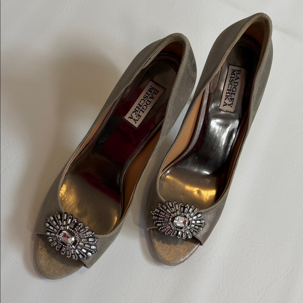 Badgley Mischka Women's Roanna II Dress Pump Wedding Shoes Heels Silver size 10 - Picture 3 of 16